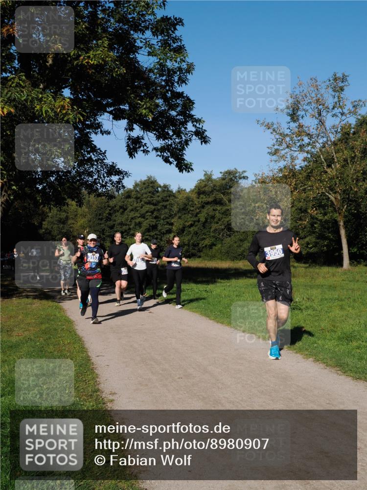 28.09.2025 - 33. Volkslauf durch das schöne Alstertal Fabian Wolf http://msf.ph/oto/8980907 28.09.2025 10:37:11 Laufen 3950 meine-sportfotos.de