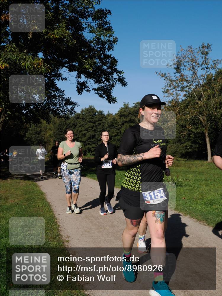 28.09.2025 - 33. Volkslauf durch das schöne Alstertal Fabian Wolf http://msf.ph/oto/8980926 28.09.2025 10:37:15 Laufen 276, 3204, 3154 meine-sportfotos.de