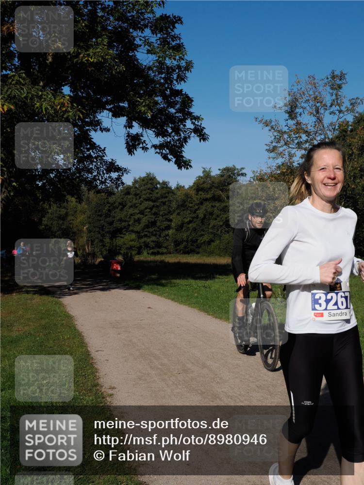 28.09.2025 - 33. Volkslauf durch das schöne Alstertal Fabian Wolf http://msf.ph/oto/8980946 28.09.2025 10:37:22 Laufen 3261 meine-sportfotos.de