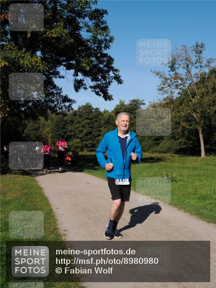 28.09.2025 - 33. Volkslauf durch das schöne Alstertal Fabian Wolf http://msf.ph/oto/8980980 28.09.2025 10:37:36 Laufen  meine-sportfotos.de