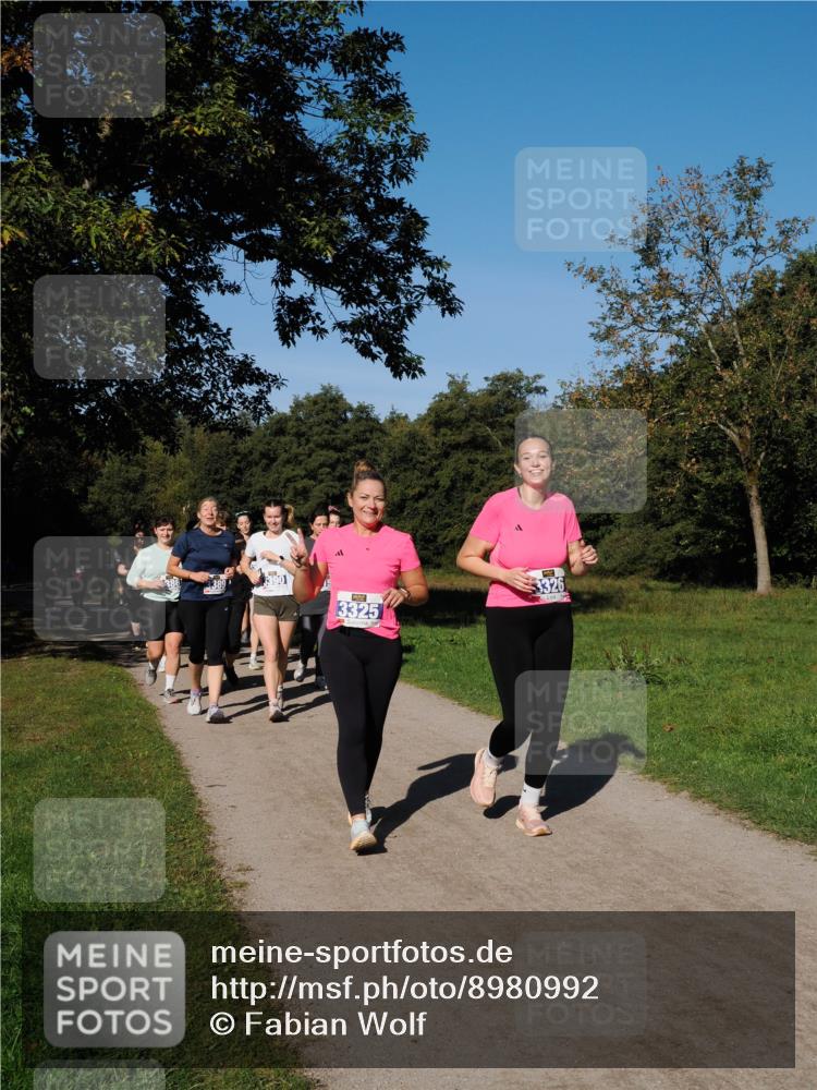 28.09.2025 - 33. Volkslauf durch das schöne Alstertal Fabian Wolf http://msf.ph/oto/8980992 28.09.2025 10:37:42 Laufen 3390, 3325, 3326 meine-sportfotos.de