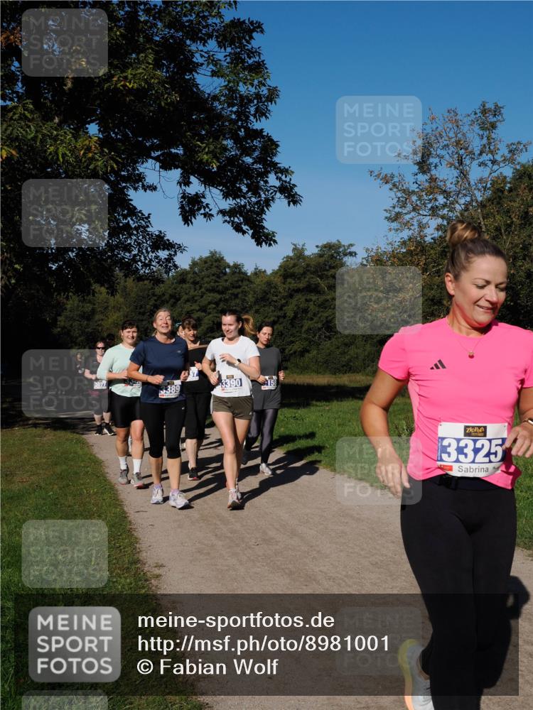28.09.2025 - 33. Volkslauf durch das schöne Alstertal Fabian Wolf http://msf.ph/oto/8981001 28.09.2025 10:37:43 Laufen 3077, 3389, 3390, 158, 13325 meine-sportfotos.de