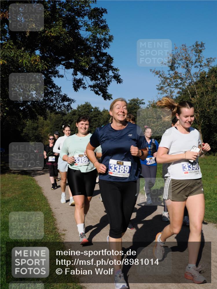 28.09.2025 - 33. Volkslauf durch das schöne Alstertal Fabian Wolf http://msf.ph/oto/8981014 28.09.2025 10:37:45 Laufen 3077, 3386, 3389, 3162, 3390 meine-sportfotos.de