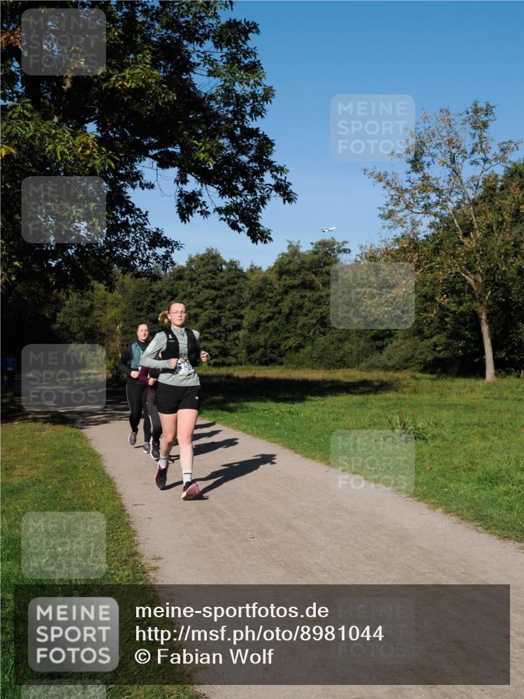 28.09.2025 - 33. Volkslauf durch das schöne Alstertal Fabian Wolf http://msf.ph/oto/8981044 28.09.2025 10:37:53 Laufen  meine-sportfotos.de
