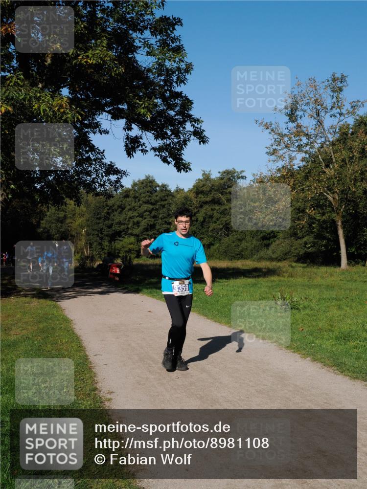 28.09.2025 - 33. Volkslauf durch das schöne Alstertal Fabian Wolf http://msf.ph/oto/8981108 28.09.2025 10:38:15 Laufen 3359 meine-sportfotos.de