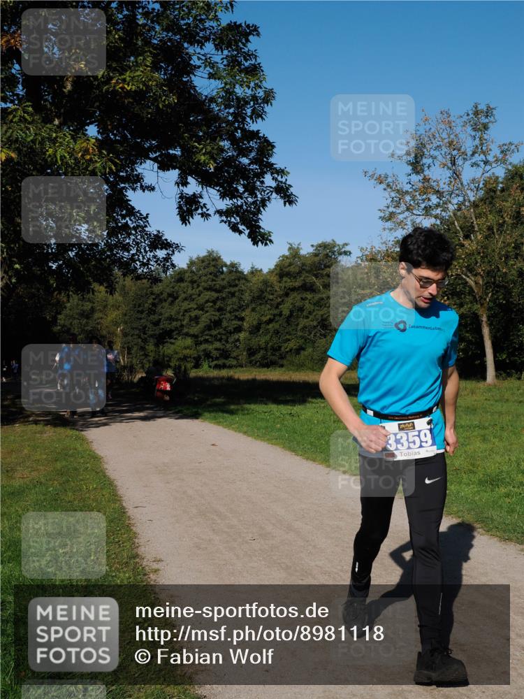28.09.2025 - 33. Volkslauf durch das schöne Alstertal Fabian Wolf http://msf.ph/oto/8981118 28.09.2025 10:38:17 Laufen 3359 meine-sportfotos.de
