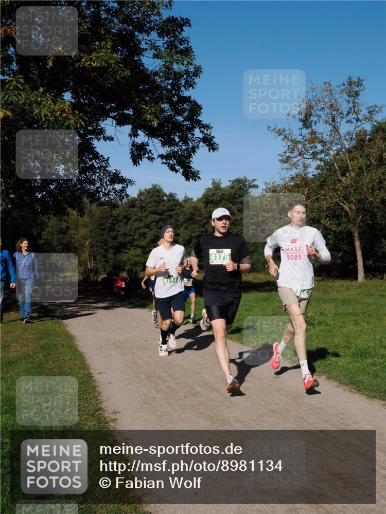 28.09.2025 - 33. Volkslauf durch das schöne Alstertal Fabian Wolf http://msf.ph/oto/8981134 28.09.2025 10:38:21 Laufen 4114, 4175, 2025 meine-sportfotos.de