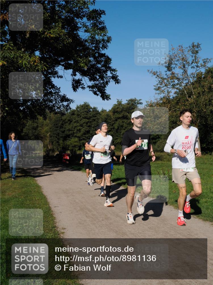 28.09.2025 - 33. Volkslauf durch das schöne Alstertal Fabian Wolf http://msf.ph/oto/8981136 28.09.2025 10:38:22 Laufen 4114, 2025 meine-sportfotos.de