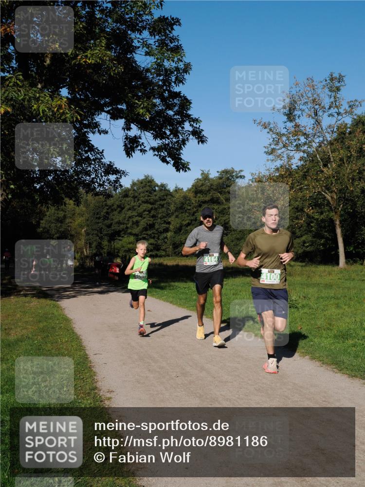 28.09.2025 - 33. Volkslauf durch das schöne Alstertal Fabian Wolf http://msf.ph/oto/8981186 28.09.2025 10:38:38 Laufen 4164, 4100 meine-sportfotos.de