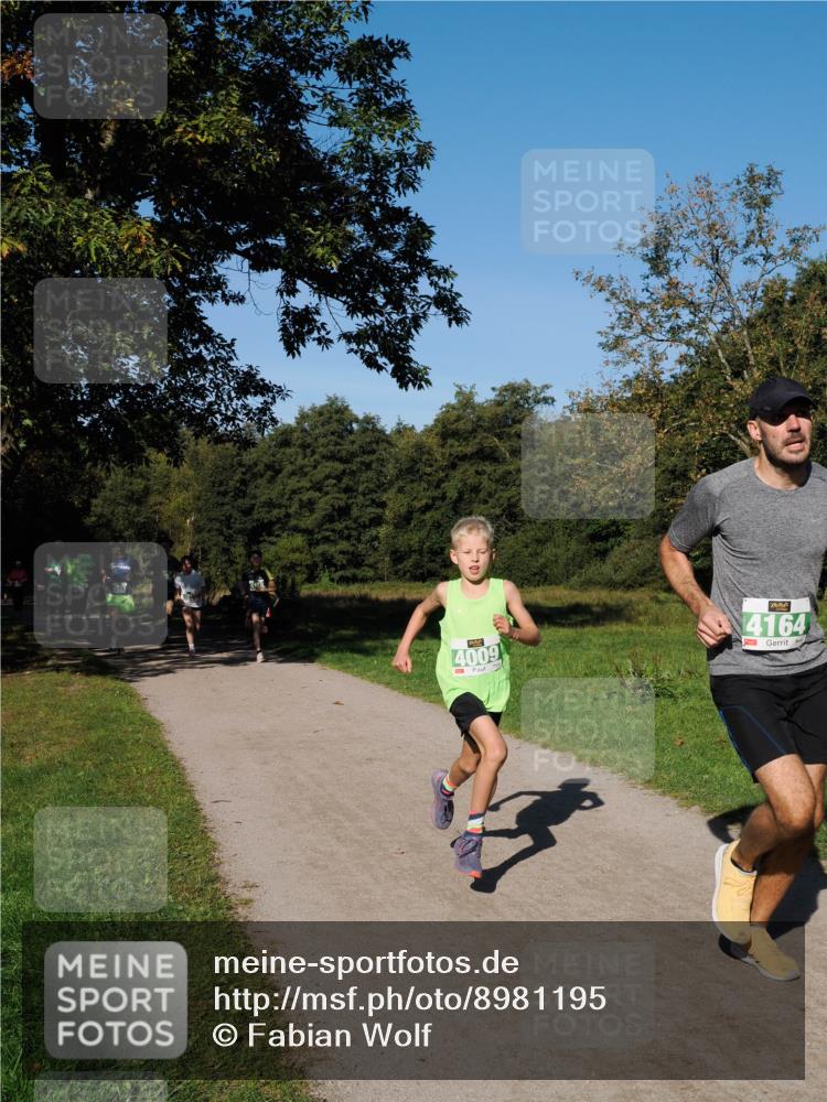 28.09.2025 - 33. Volkslauf durch das schöne Alstertal Fabian Wolf http://msf.ph/oto/8981195 28.09.2025 10:38:39 Laufen 4009, 4164 meine-sportfotos.de