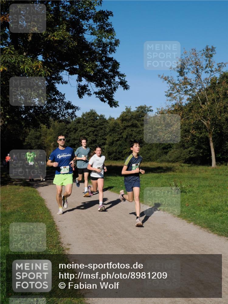28.09.2025 - 33. Volkslauf durch das schöne Alstertal Fabian Wolf http://msf.ph/oto/8981209 28.09.2025 10:38:42 Laufen 163 meine-sportfotos.de
