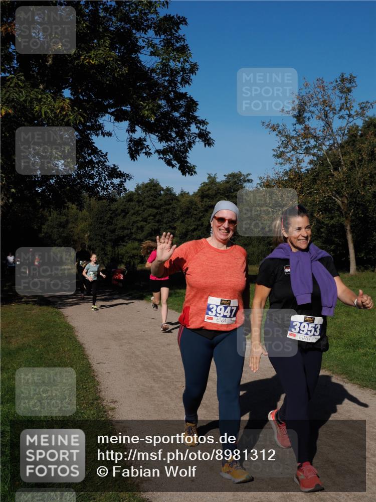 28.09.2025 - 33. Volkslauf durch das schöne Alstertal Fabian Wolf http://msf.ph/oto/8981312 28.09.2025 10:39:01 Laufen 3947, 3953 meine-sportfotos.de