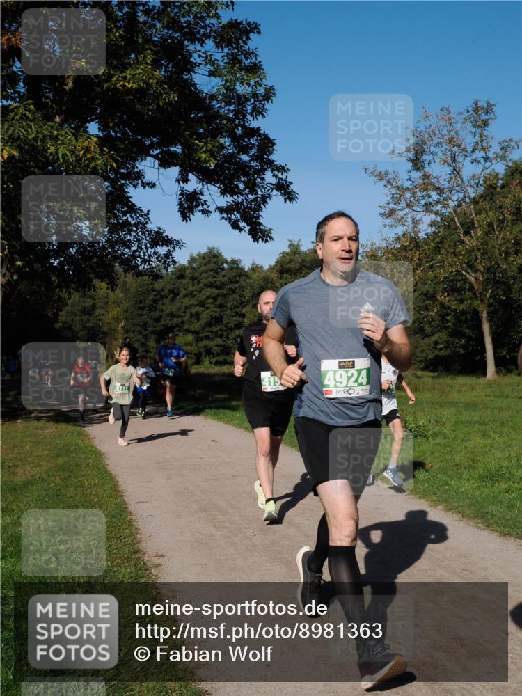 28.09.2025 - 33. Volkslauf durch das schöne Alstertal Fabian Wolf http://msf.ph/oto/8981363 28.09.2025 10:39:13 Laufen 415, 4924 meine-sportfotos.de