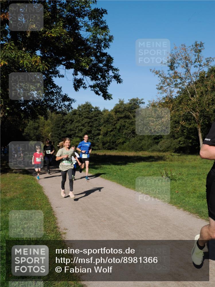 28.09.2025 - 33. Volkslauf durch das schöne Alstertal Fabian Wolf http://msf.ph/oto/8981366 28.09.2025 10:39:14 Laufen  meine-sportfotos.de