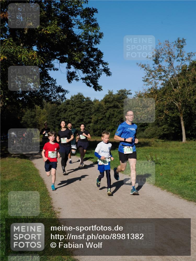 28.09.2025 - 33. Volkslauf durch das schöne Alstertal Fabian Wolf http://msf.ph/oto/8981382 28.09.2025 10:39:16 Laufen 4040 meine-sportfotos.de
