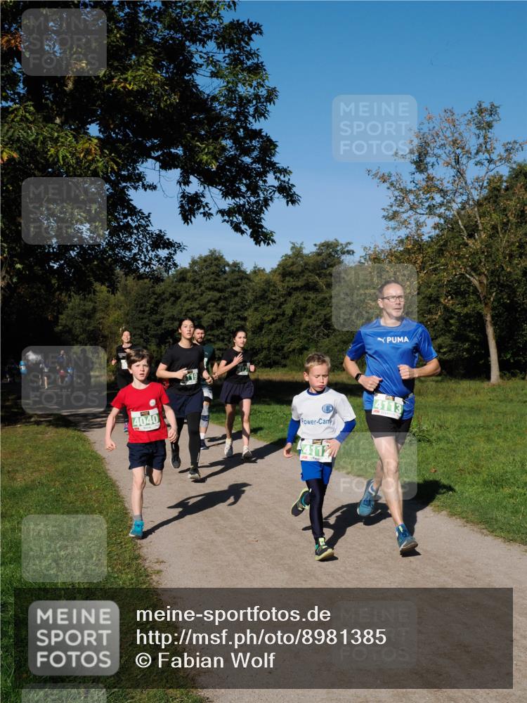 28.09.2025 - 33. Volkslauf durch das schöne Alstertal Fabian Wolf http://msf.ph/oto/8981385 28.09.2025 10:39:16 Laufen 4040, 4113 meine-sportfotos.de