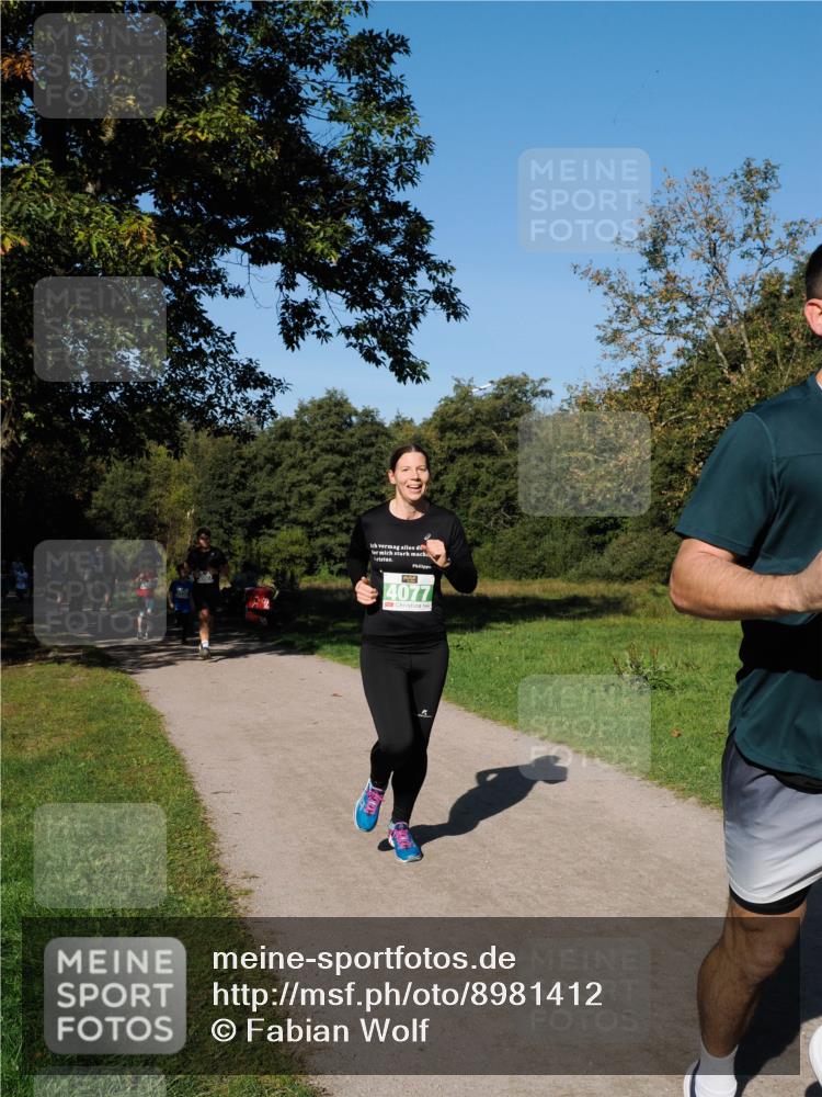 28.09.2025 - 33. Volkslauf durch das schöne Alstertal Fabian Wolf http://msf.ph/oto/8981412 28.09.2025 10:39:19 Laufen 4077 meine-sportfotos.de