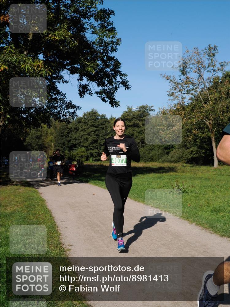 28.09.2025 - 33. Volkslauf durch das schöne Alstertal Fabian Wolf http://msf.ph/oto/8981413 28.09.2025 10:39:19 Laufen 4077 meine-sportfotos.de
