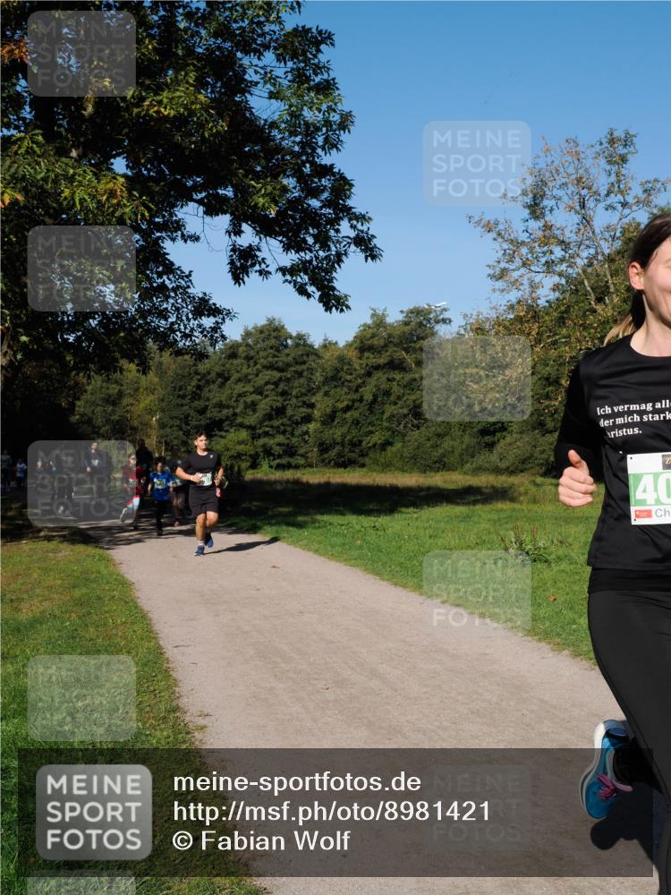 28.09.2025 - 33. Volkslauf durch das schöne Alstertal Fabian Wolf http://msf.ph/oto/8981421 28.09.2025 10:39:20 Laufen 40 meine-sportfotos.de