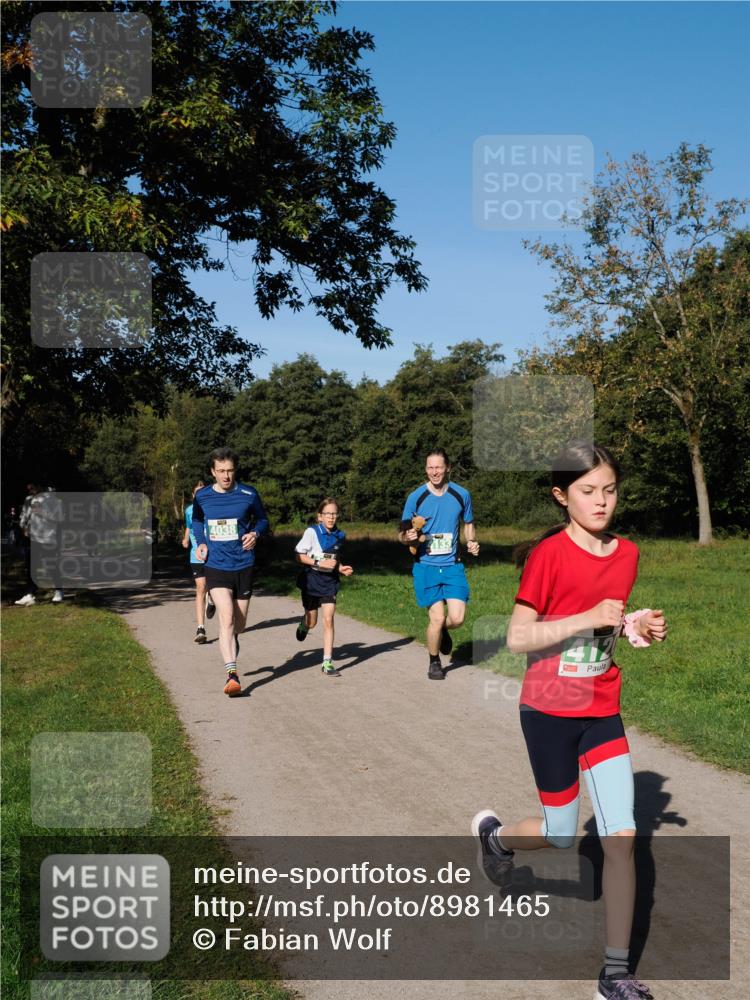 28.09.2025 - 33. Volkslauf durch das schöne Alstertal Fabian Wolf http://msf.ph/oto/8981465 28.09.2025 10:39:26 Laufen 4038 meine-sportfotos.de