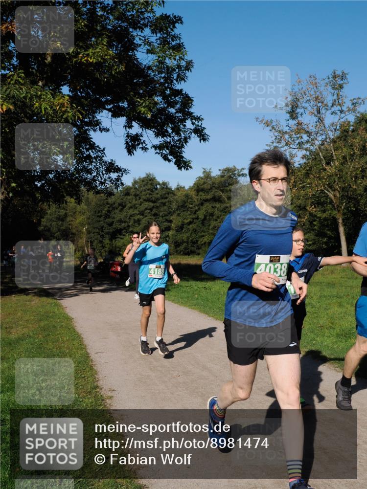 28.09.2025 - 33. Volkslauf durch das schöne Alstertal Fabian Wolf http://msf.ph/oto/8981474 28.09.2025 10:39:27 Laufen 4188, 4038 meine-sportfotos.de