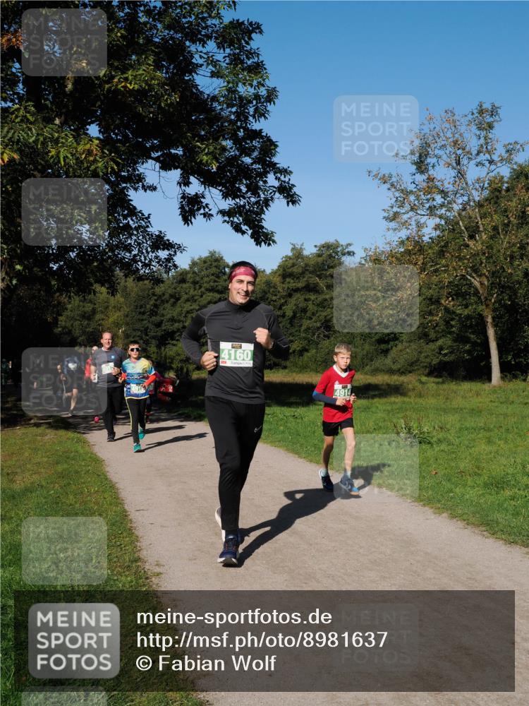 28.09.2025 - 33. Volkslauf durch das schöne Alstertal Fabian Wolf http://msf.ph/oto/8981637 28.09.2025 10:40:01 Laufen 4160 meine-sportfotos.de
