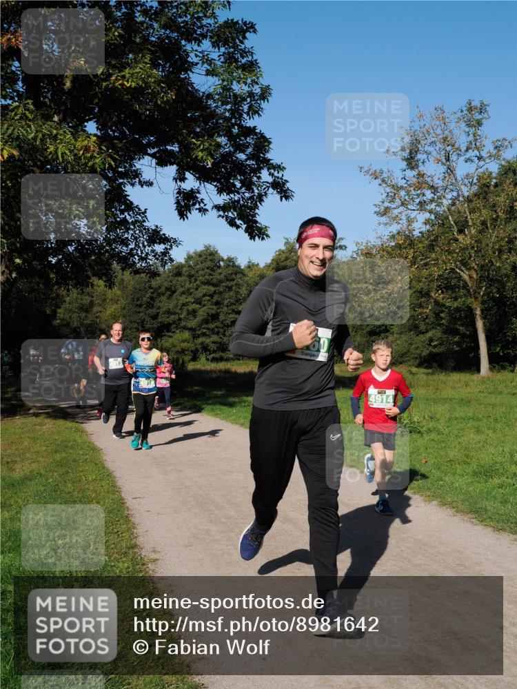 28.09.2025 - 33. Volkslauf durch das schöne Alstertal Fabian Wolf http://msf.ph/oto/8981642 28.09.2025 10:40:02 Laufen 60, 4914 meine-sportfotos.de