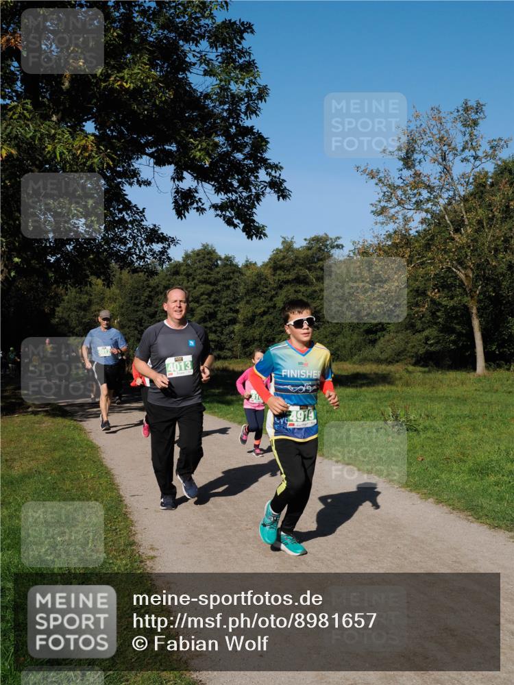 28.09.2025 - 33. Volkslauf durch das schöne Alstertal Fabian Wolf http://msf.ph/oto/8981657 28.09.2025 10:40:04 Laufen 4013, 4919 meine-sportfotos.de