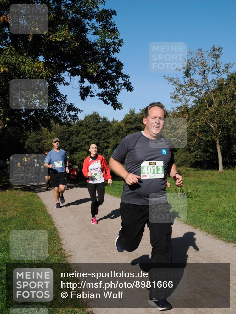 28.09.2025 - 33. Volkslauf durch das schöne Alstertal Fabian Wolf http://msf.ph/oto/8981666 28.09.2025 10:40:05 Laufen 4012, 4013, 4060 meine-sportfotos.de