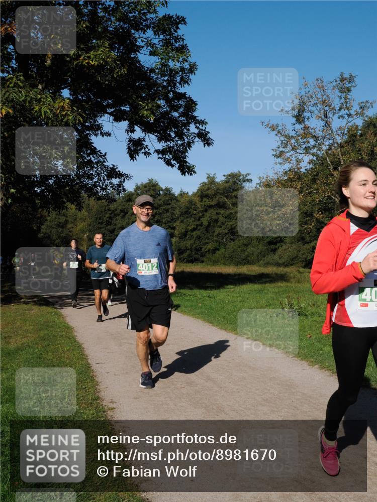 28.09.2025 - 33. Volkslauf durch das schöne Alstertal Fabian Wolf http://msf.ph/oto/8981670 28.09.2025 10:40:06 Laufen  meine-sportfotos.de