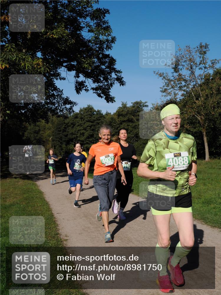 28.09.2025 - 33. Volkslauf durch das schöne Alstertal Fabian Wolf http://msf.ph/oto/8981750 28.09.2025 10:40:19 Laufen 4032, 103, 4088 meine-sportfotos.de