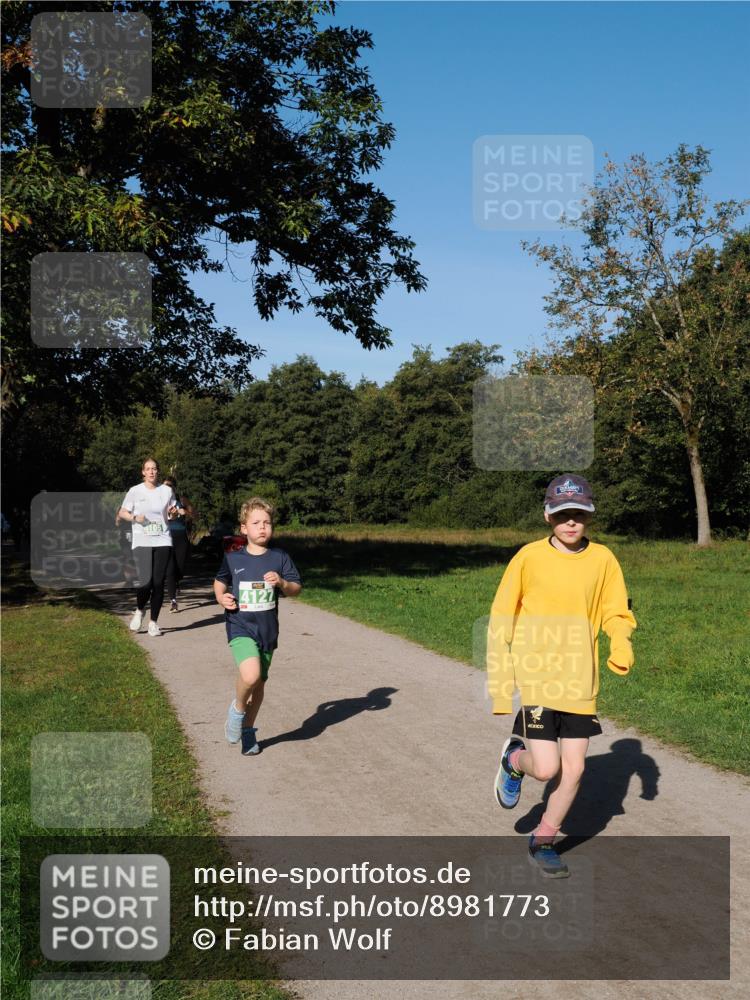 28.09.2025 - 33. Volkslauf durch das schöne Alstertal Fabian Wolf http://msf.ph/oto/8981773 28.09.2025 10:40:21 Laufen 4127 meine-sportfotos.de
