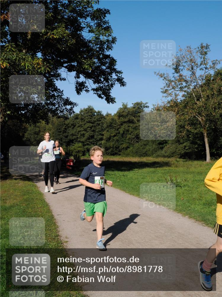 28.09.2025 - 33. Volkslauf durch das schöne Alstertal Fabian Wolf http://msf.ph/oto/8981778 28.09.2025 10:40:22 Laufen 4105, 412 meine-sportfotos.de