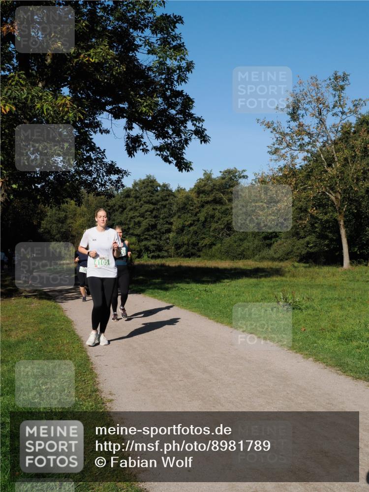 28.09.2025 - 33. Volkslauf durch das schöne Alstertal Fabian Wolf http://msf.ph/oto/8981789 28.09.2025 10:40:23 Laufen 4105 meine-sportfotos.de