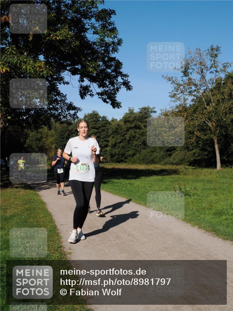 28.09.2025 - 33. Volkslauf durch das schöne Alstertal Fabian Wolf http://msf.ph/oto/8981797 28.09.2025 10:40:24 Laufen 4123, 4105 meine-sportfotos.de