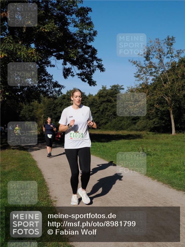 28.09.2025 - 33. Volkslauf durch das schöne Alstertal Fabian Wolf http://msf.ph/oto/8981799 28.09.2025 10:40:24 Laufen 4105 meine-sportfotos.de