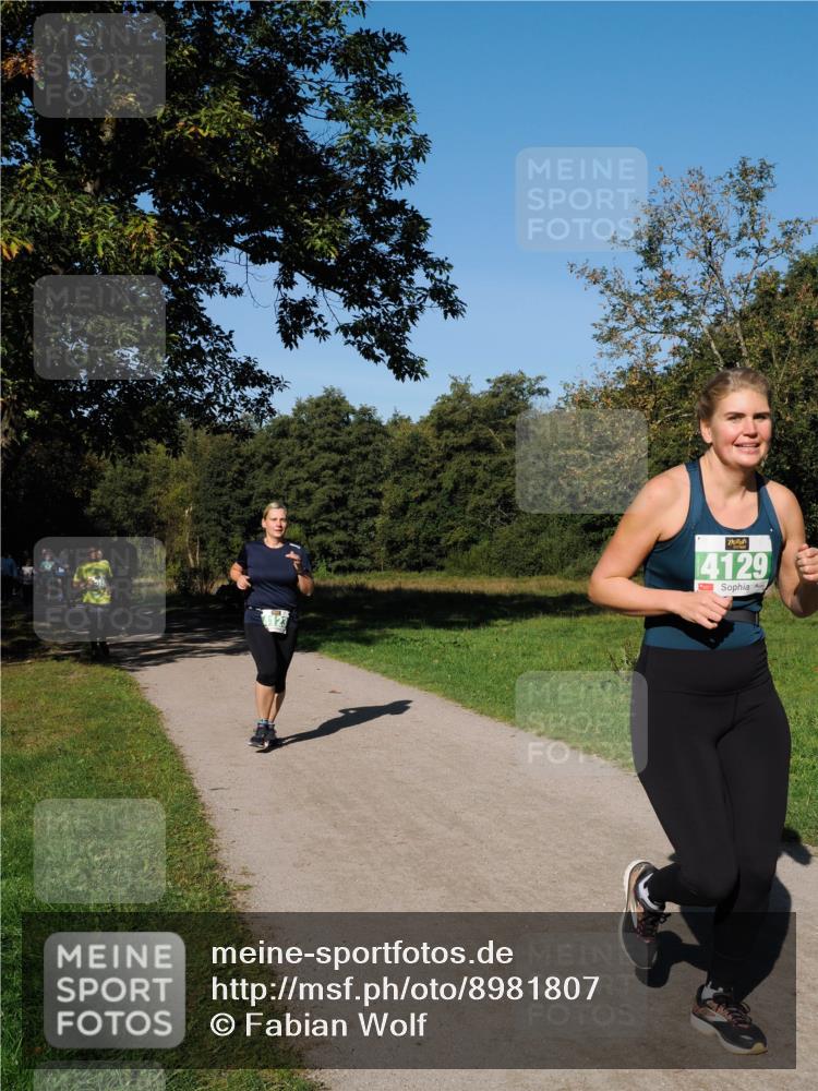 28.09.2025 - 33. Volkslauf durch das schöne Alstertal Fabian Wolf http://msf.ph/oto/8981807 28.09.2025 10:40:25 Laufen 4129 meine-sportfotos.de