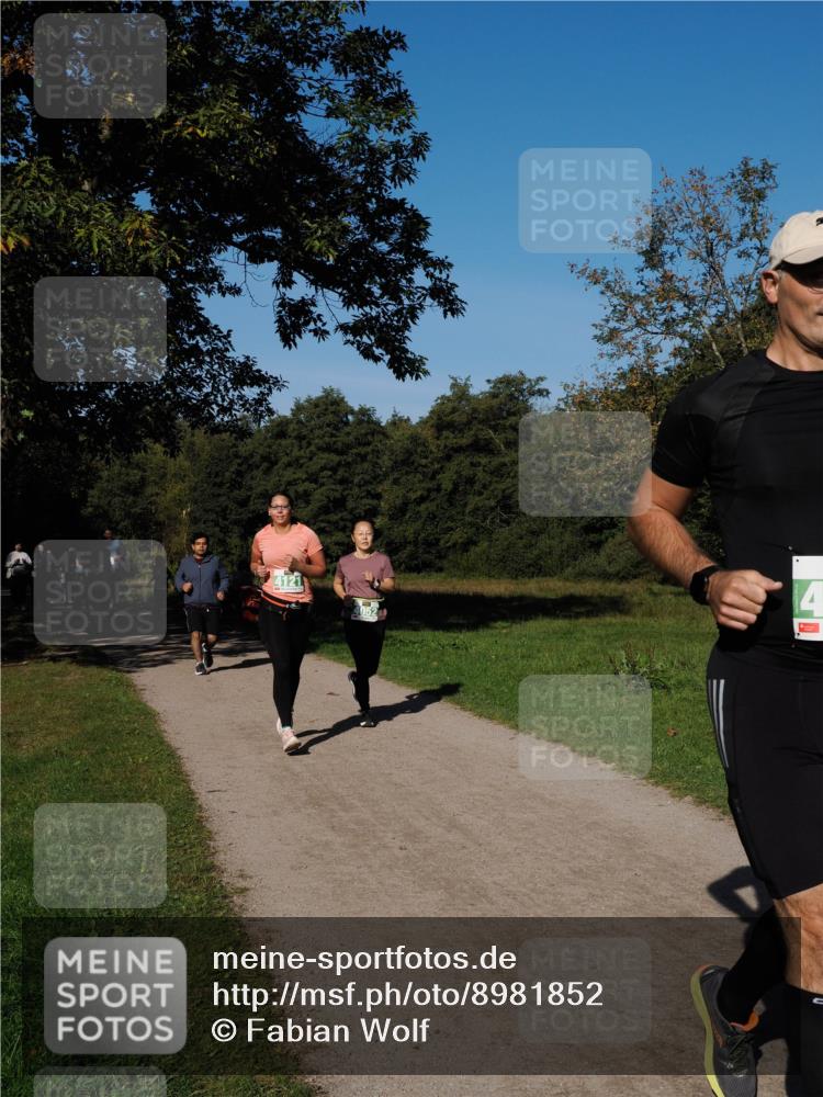28.09.2025 - 33. Volkslauf durch das schöne Alstertal Fabian Wolf http://msf.ph/oto/8981852 28.09.2025 10:40:33 Laufen 4121, 052 meine-sportfotos.de