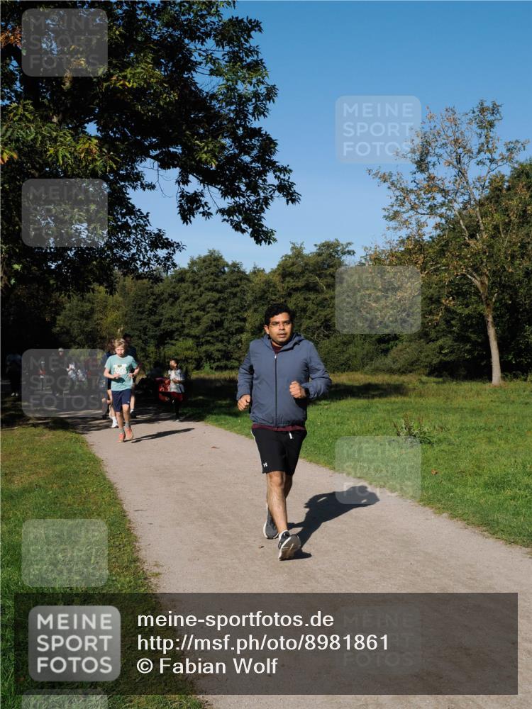 28.09.2025 - 33. Volkslauf durch das schöne Alstertal Fabian Wolf http://msf.ph/oto/8981861 28.09.2025 10:40:36 Laufen  meine-sportfotos.de