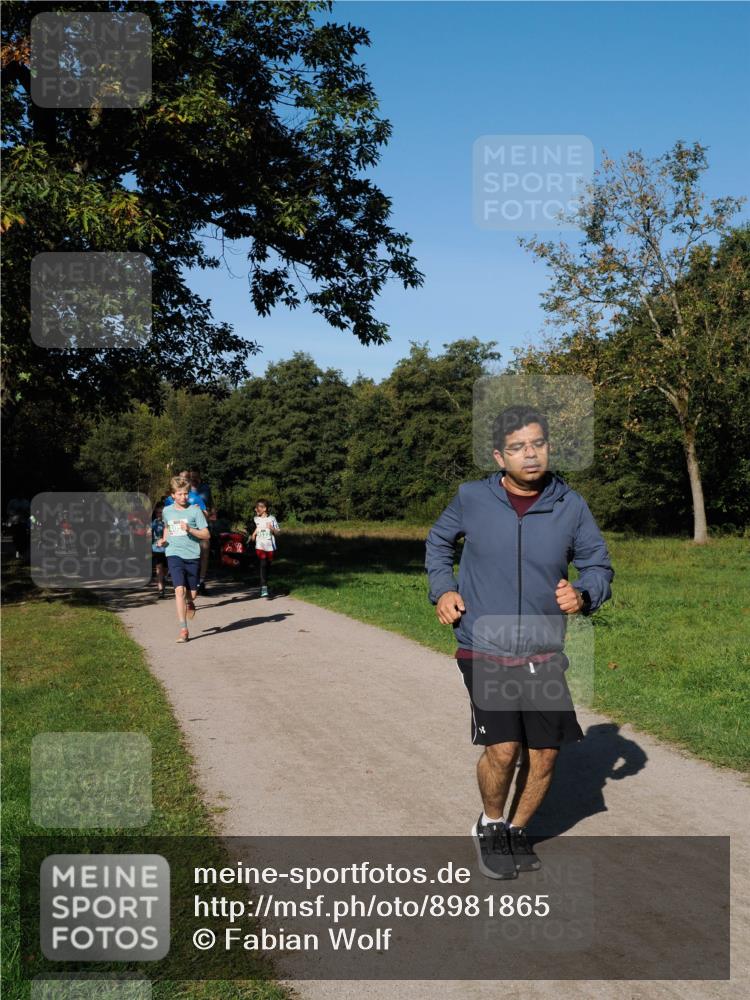 28.09.2025 - 33. Volkslauf durch das schöne Alstertal Fabian Wolf http://msf.ph/oto/8981865 28.09.2025 10:40:37 Laufen  meine-sportfotos.de