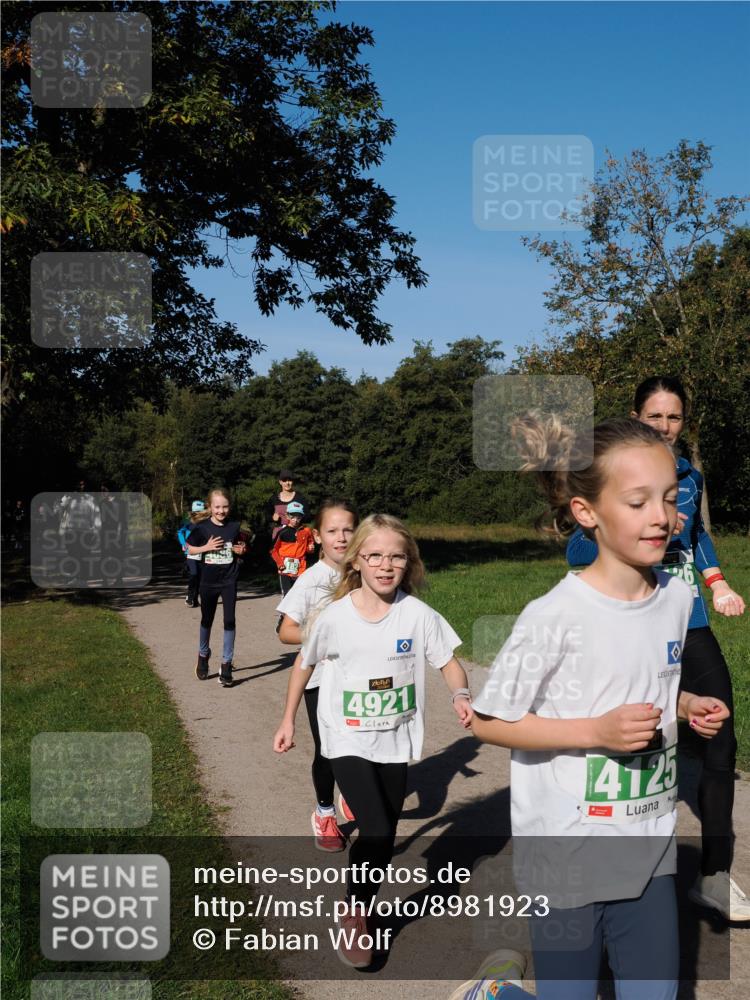 28.09.2025 - 33. Volkslauf durch das schöne Alstertal Fabian Wolf http://msf.ph/oto/8981923 28.09.2025 10:40:48 Laufen 4921, 4125 meine-sportfotos.de