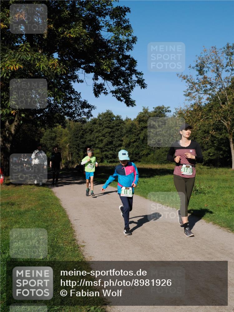 28.09.2025 - 33. Volkslauf durch das schöne Alstertal Fabian Wolf http://msf.ph/oto/8981926 28.09.2025 10:40:51 Laufen 4181, 4180 meine-sportfotos.de