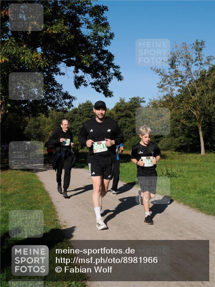 28.09.2025 - 33. Volkslauf durch das schöne Alstertal Fabian Wolf http://msf.ph/oto/8981966 28.09.2025 10:41:04 Laufen 101, 4041, 043 meine-sportfotos.de