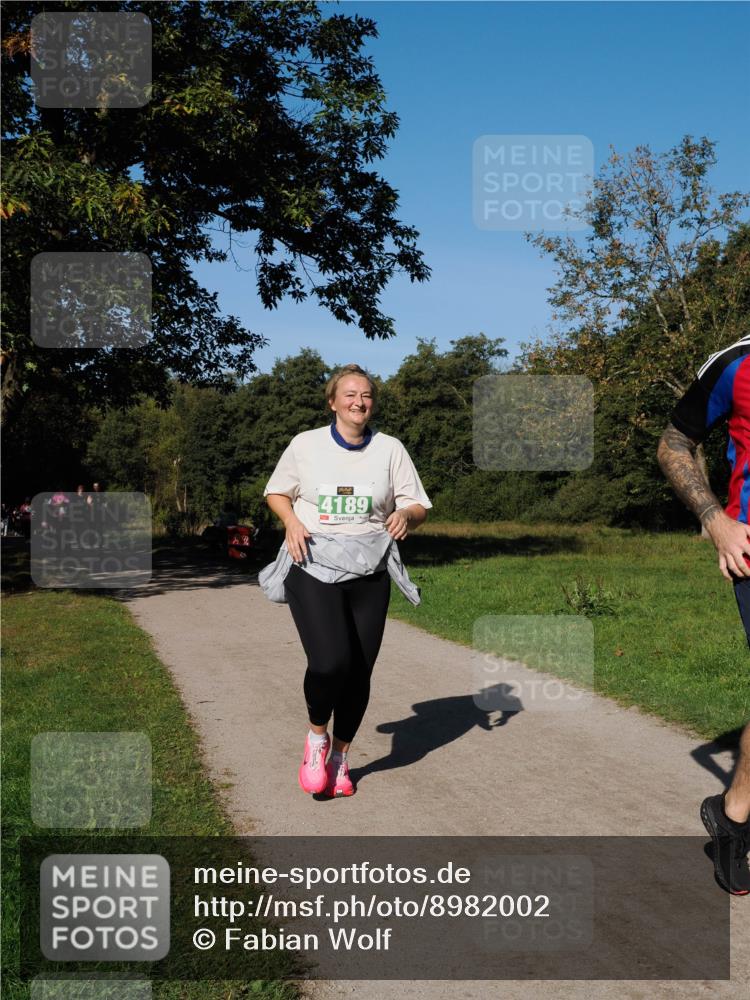 28.09.2025 - 33. Volkslauf durch das schöne Alstertal Fabian Wolf http://msf.ph/oto/8982002 28.09.2025 10:41:11 Laufen 4189 meine-sportfotos.de