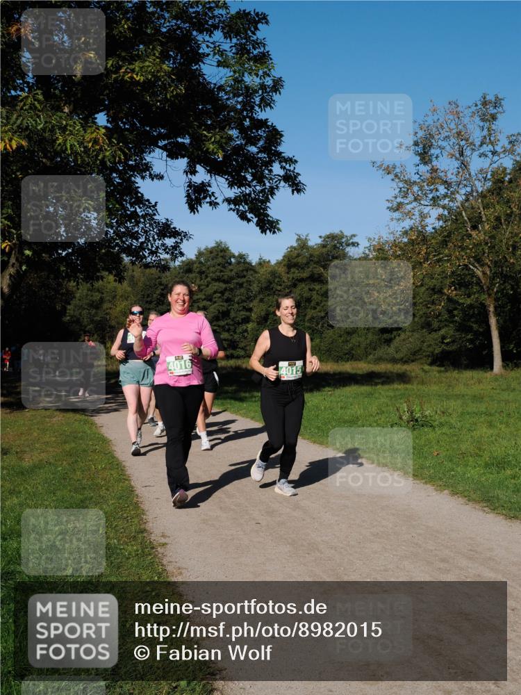28.09.2025 - 33. Volkslauf durch das schöne Alstertal Fabian Wolf http://msf.ph/oto/8982015 28.09.2025 10:41:20 Laufen 4016, 4015 meine-sportfotos.de