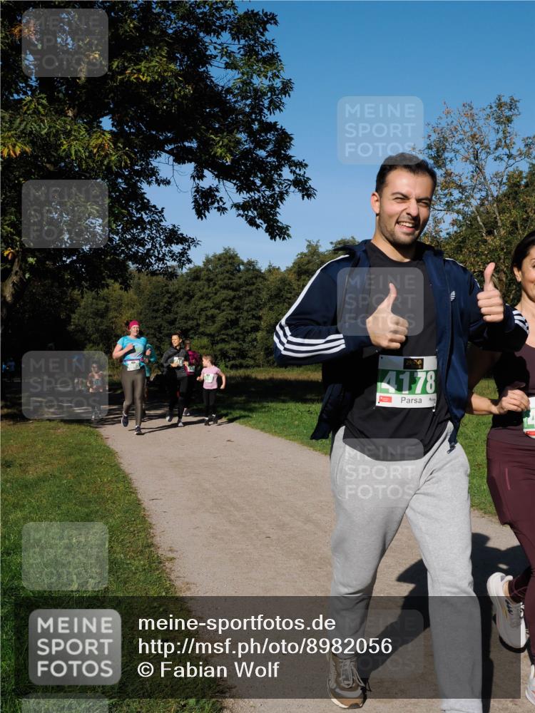 28.09.2025 - 33. Volkslauf durch das schöne Alstertal Fabian Wolf http://msf.ph/oto/8982056 28.09.2025 10:41:36 Laufen 4178 meine-sportfotos.de