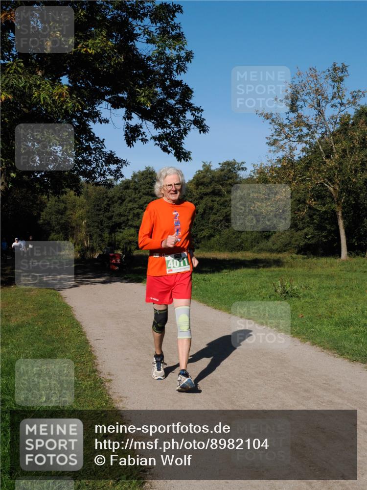 28.09.2025 - 33. Volkslauf durch das schöne Alstertal Fabian Wolf http://msf.ph/oto/8982104 28.09.2025 10:41:48 Laufen 4011 meine-sportfotos.de