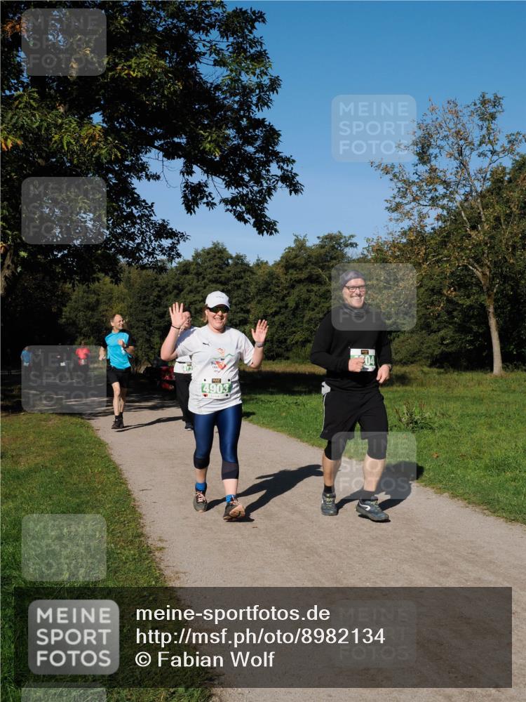 28.09.2025 - 33. Volkslauf durch das schöne Alstertal Fabian Wolf http://msf.ph/oto/8982134 28.09.2025 10:42:02 Laufen 4903 meine-sportfotos.de
