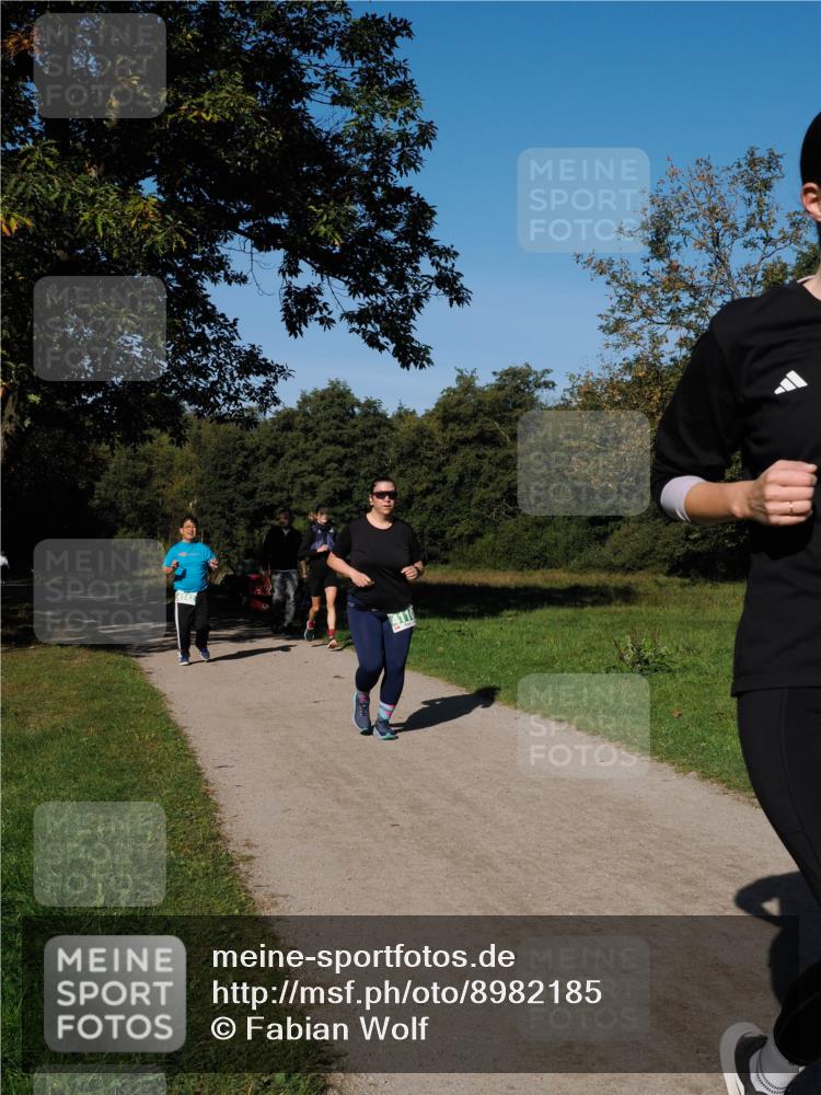 28.09.2025 - 33. Volkslauf durch das schöne Alstertal Fabian Wolf http://msf.ph/oto/8982185 28.09.2025 10:42:15 Laufen 4110 meine-sportfotos.de