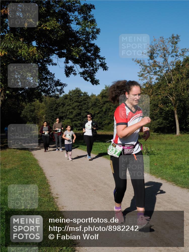 28.09.2025 - 33. Volkslauf durch das schöne Alstertal Fabian Wolf http://msf.ph/oto/8982242 28.09.2025 10:42:55 Laufen 037 meine-sportfotos.de
